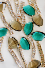 Load image into Gallery viewer, Brown Swingy Diamond Drops