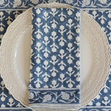 Load image into Gallery viewer, Napkin Charlotte Indigo, Set of 4