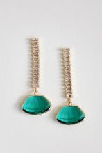 Load image into Gallery viewer, Emerald Swingy Diamond Drops