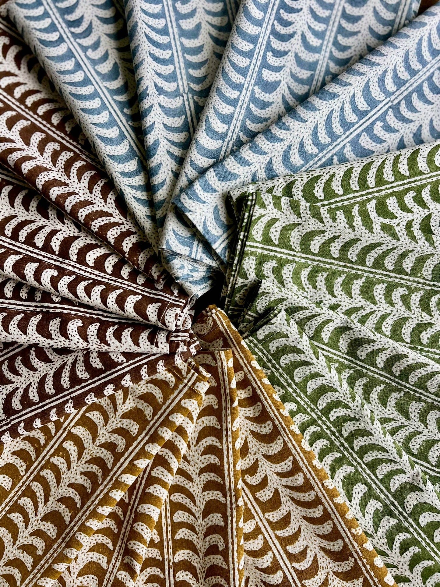 Endless Fleur Napkins in Chocolate Brown - Set of 4