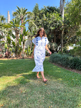 Load image into Gallery viewer, Saguna Embroidered Kaftan