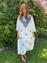 Load image into Gallery viewer, Parama Embroidered Kaftan