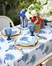Load image into Gallery viewer, Tablecloth Palm Tree