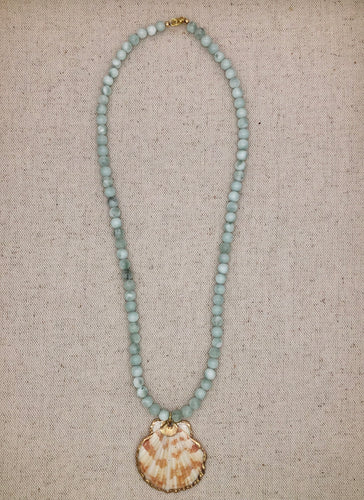 Santi Necklace with Shell Pendent