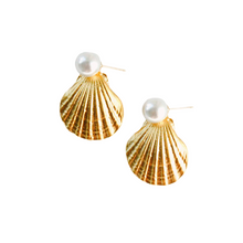 Load image into Gallery viewer, XL Shell Pearl Earrings