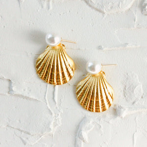 XL Shell Pearl Earrings