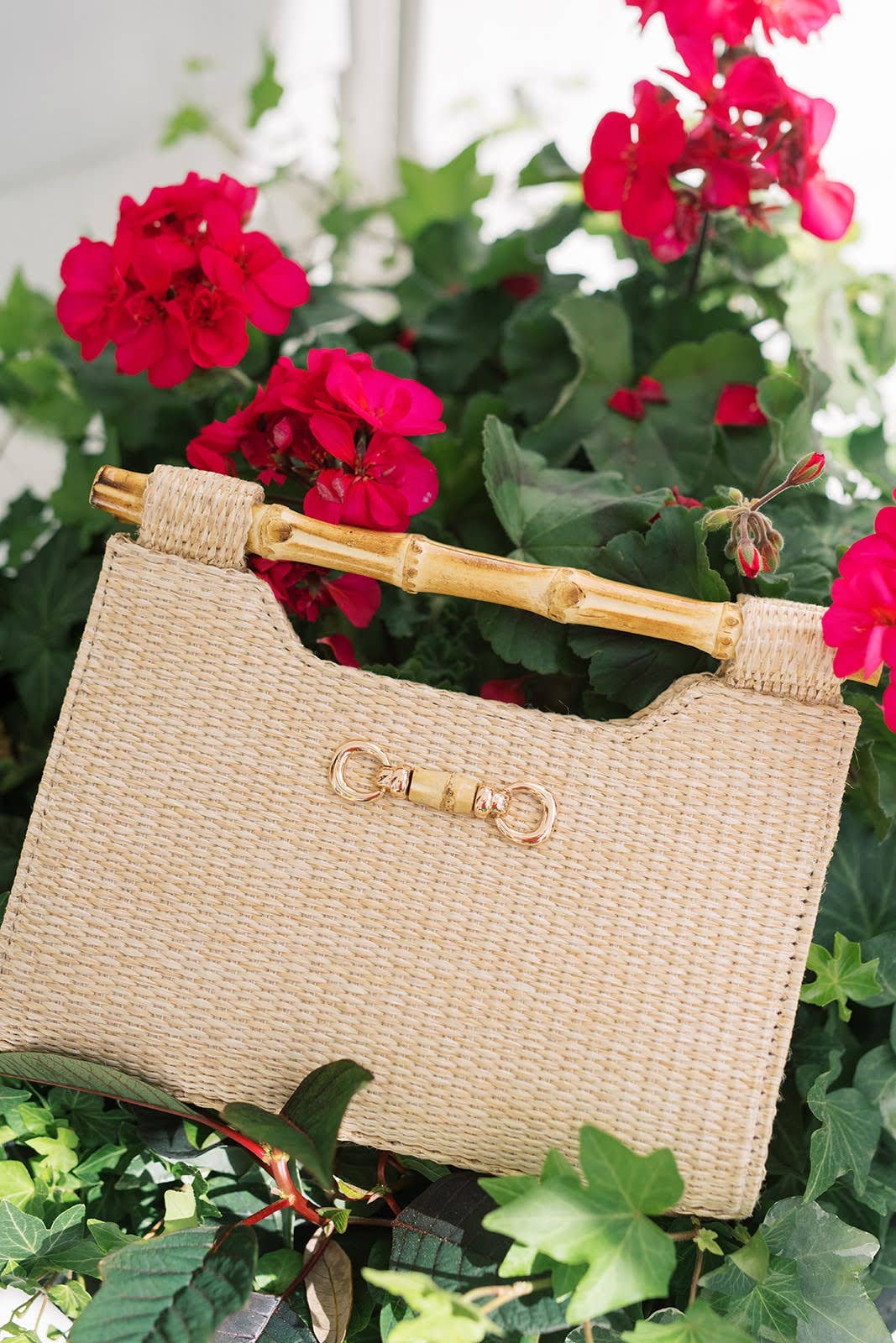 Mary Natural Straw Clutch - Bamboo Natural Handle - WS
