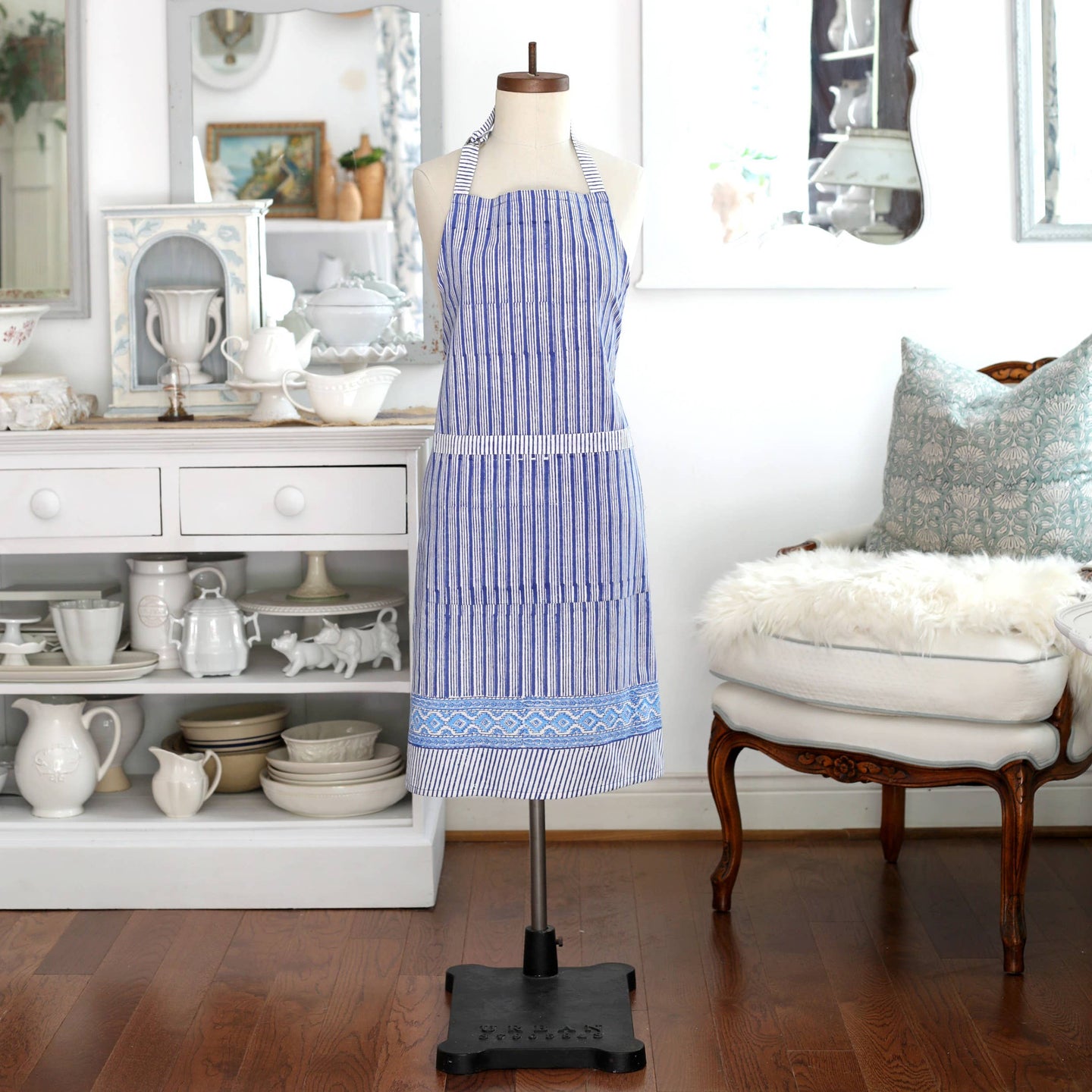 Apron Breton