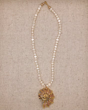 Load image into Gallery viewer, Metallic Seashell Pendent on Serena Pearl Necklace