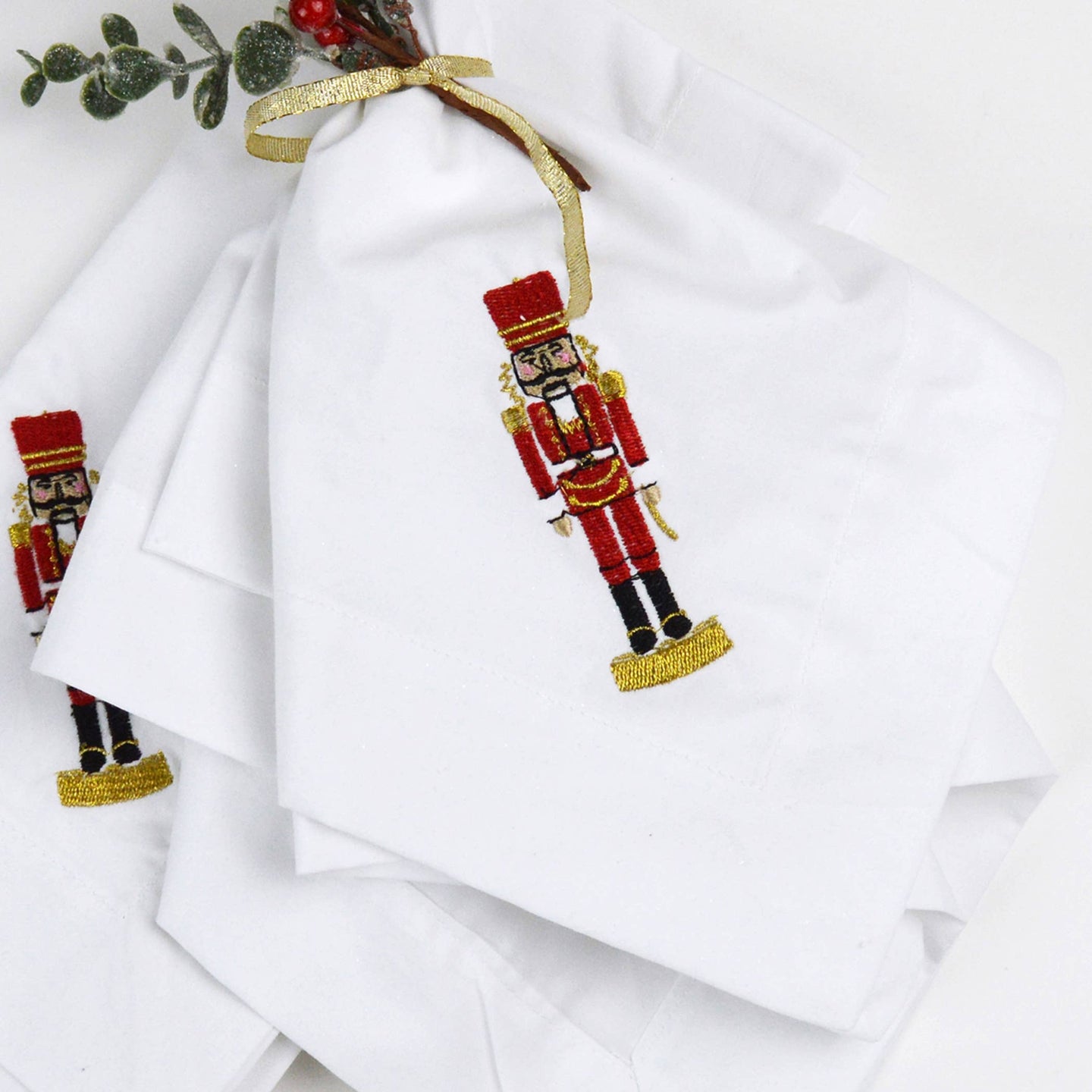 4 Piece Set Nutcracker Embroidered Dinner Napkins