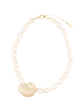 Load image into Gallery viewer, Jumbo Turbo Shell Necklace