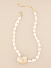 Load image into Gallery viewer, Jumbo Turbo Shell Necklace