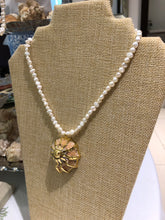 Load image into Gallery viewer, Metallic Seashell Pendent on Serena Pearl Necklace