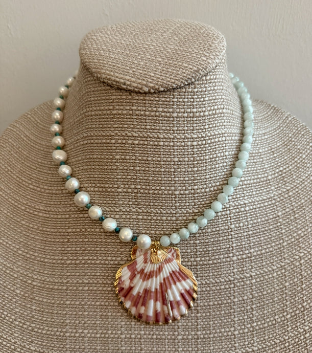 Ponza Necklace with Shell Pendent