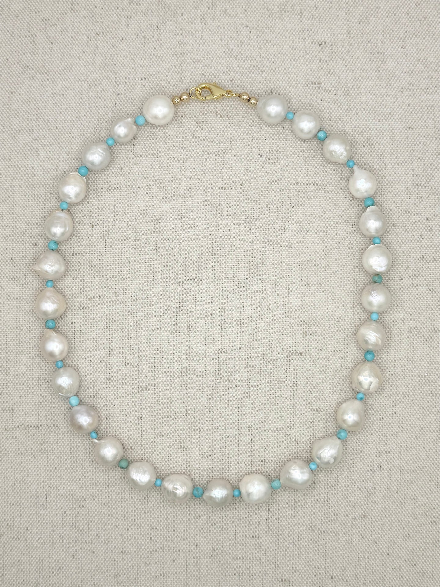 Pearl Necklace with Turquoise Details