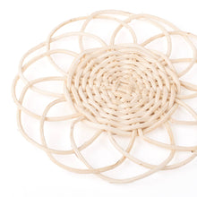 Load image into Gallery viewer, Natural Rattan Coaster Set