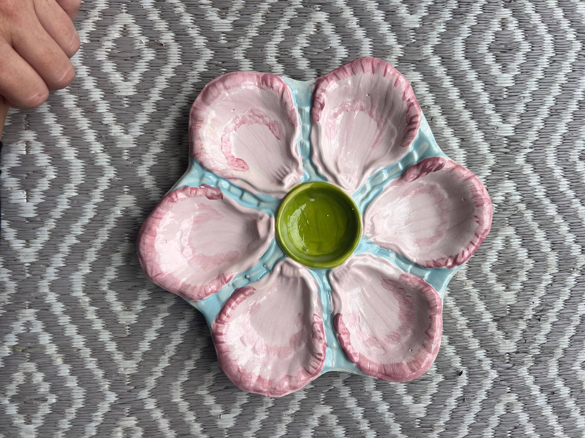 Hand Painted Oyster Plate: The Fancy - Pink