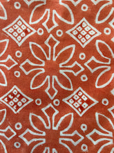 Load image into Gallery viewer, Medallion Pareo in Clementine Orange